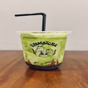 🍇 Iced Raspberry Matcha Latte